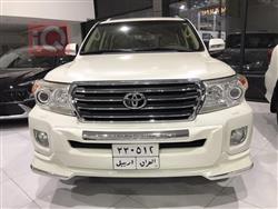 تۆیۆتا لاند کروزەر